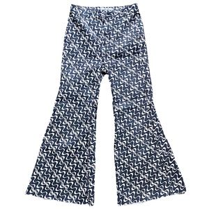 Women’s Free People Size 26 Printed Black White Flare Leg Jeans Pants
